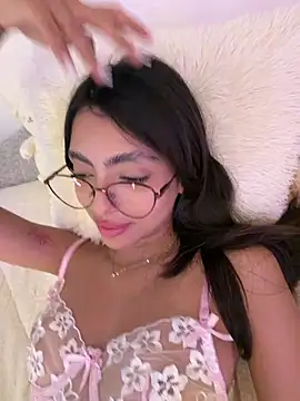 Chat XXX Live ZaraLuuv