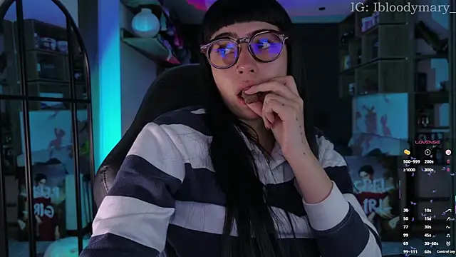 Онлайн чат Saraa_Desiree
