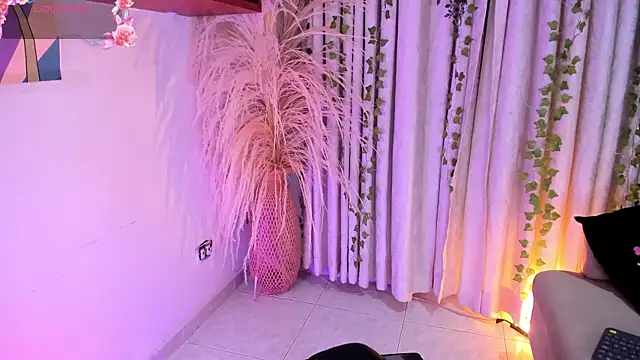 Sala de chat en directo de SarahLynn7