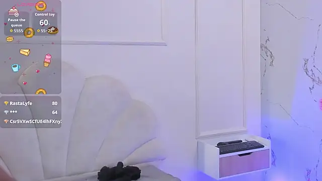 Candaceoweens Live chatroom