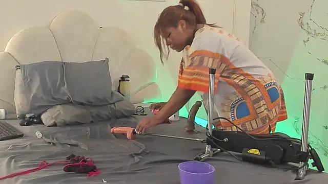 Candaceoweens Adlı Modelin Canlı Sohbet Odası
