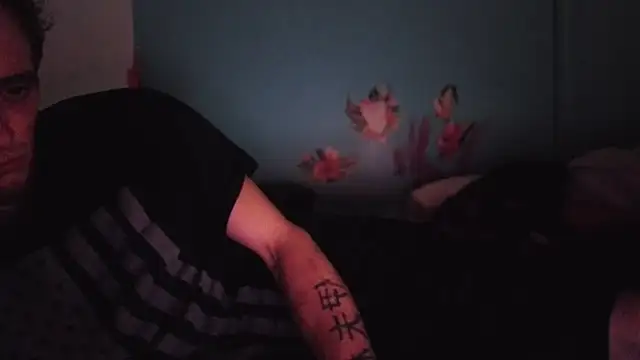 Ilovepussy1911 실시간 채팅방