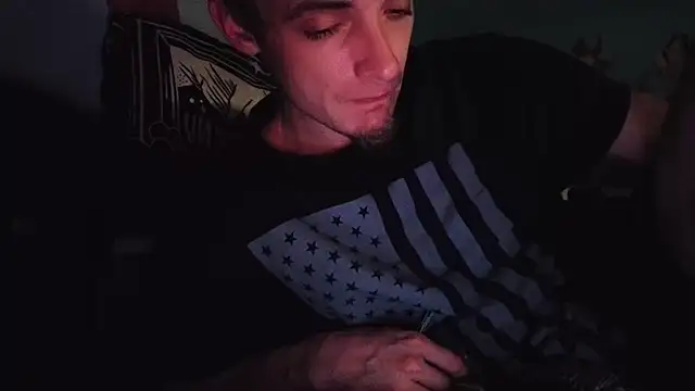 Ilovepussy1911 Cameră chat live
