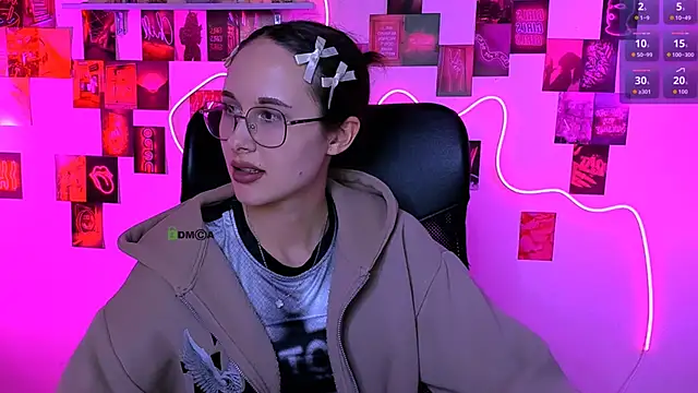 mona_cloud чат на живо