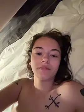 Sassy-Goddess96 Adlı Modelin Canlı Seks Kamerası Şovu
