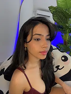 _Emily_Thompson_'s Live Chat Room