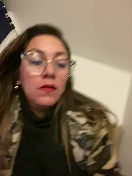 Chat soba uživo modela SCARLET-20