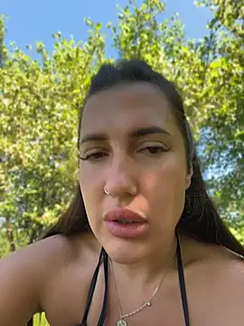 غرفة دردشة AleksandraRich المباشرة