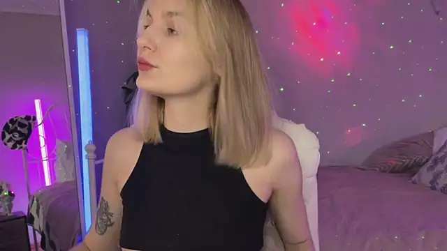 Sala de chat ao vivo de _Vikky_Moon_