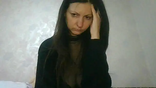 AliseWats' Live Chat Room