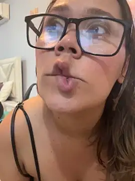 غرفة دردشة SophiaQueens المباشرة