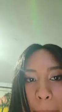 bella_warzon Adlı Modelin Canlı Sohbet Odası