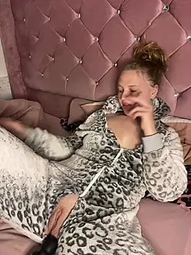 feedeegeorgie – live chatrum