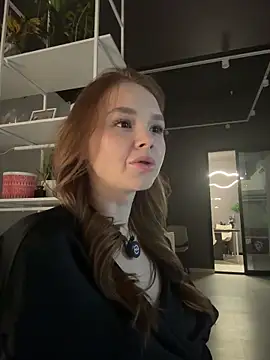 Pokazy przed seks kamerką na żywo – MiraBliss