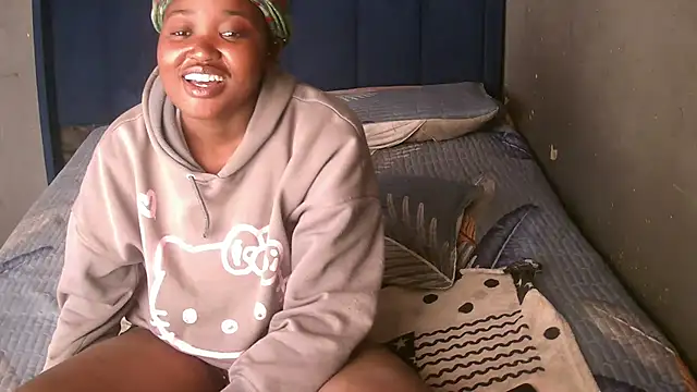 FREAKBARBIE02 élő chatszobája