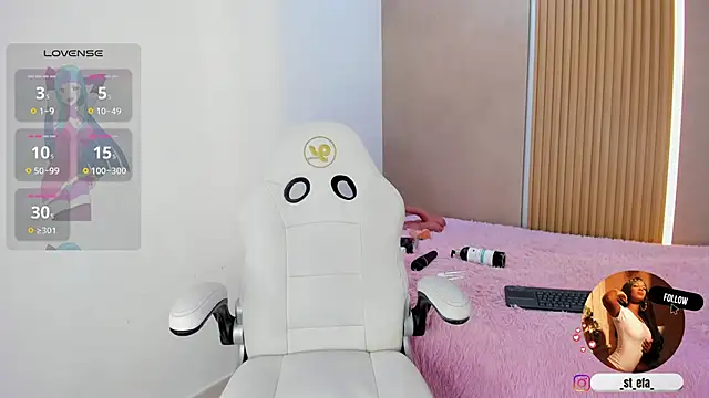 stephany_summer's Live Chat Room