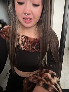 VictoriaGerard_Pink Adlı Modelin Canlı Sohbet Odası