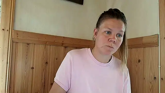 CallMeMaria's Live Chat Room