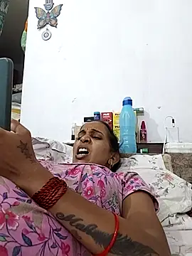 Sexy-Kajal2's Live Chat Room