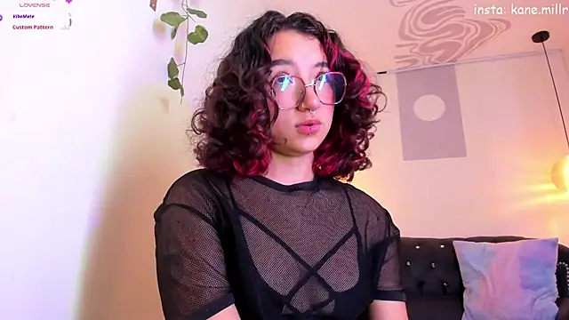 Kanela_miller_ Live Chatrum