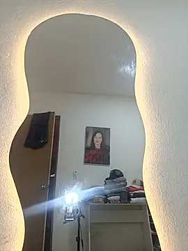 megan_milf79 লাইভ চ্যাট রুম