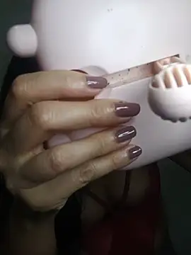 חדר צ'אט בשידור חי של megan_milf79