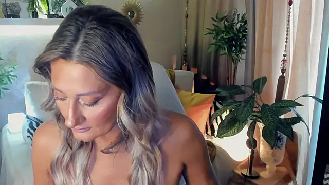 Sala de chat ao vivo de SarahAlluring