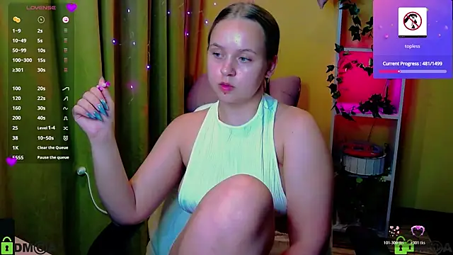 Živá chatovací místnost Lilysweet13