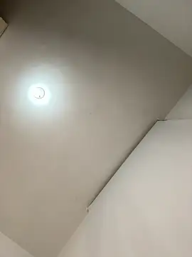 Ivelleee_ Live Chatraum