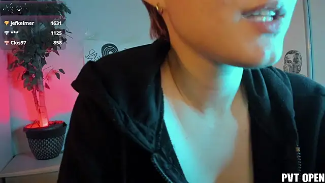 cos_operator's Live Chat Room