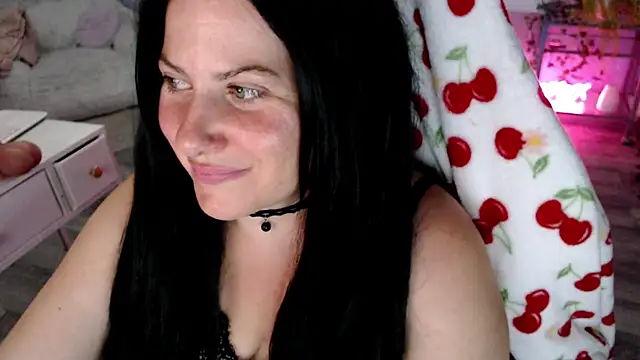 BellaStar84 – live chatrum