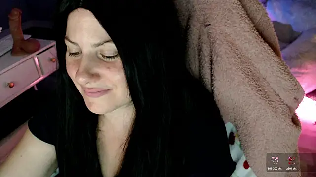 BellaStar84's Live Chat Room