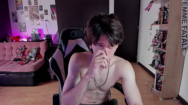 xIce_Boy Adlı Modelin Canlı Sohbet Odası