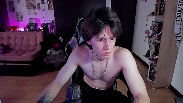 xIce_Boy Adlı Modelin Canlı Sohbet Odası