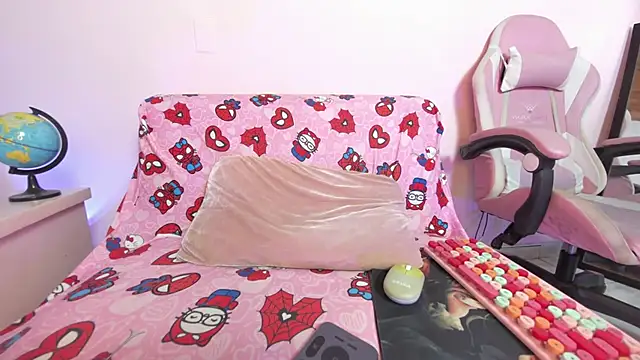 kitty-kryss Live chatroom