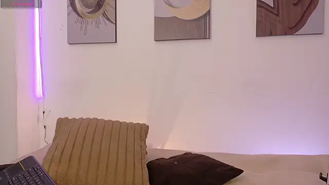 natasha__black's Live Chat Room