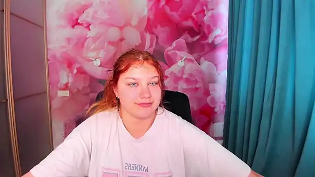 AngelinaLow – live chatrum