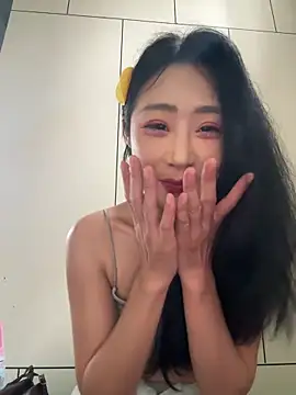 so-linger's Live Chat Room