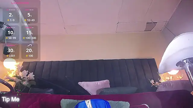 ailyn_maury élő chatszobája