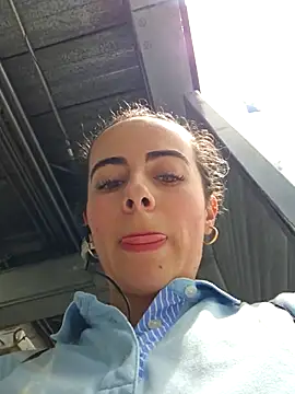 חדר צ'אט בשידור חי של Sairy_