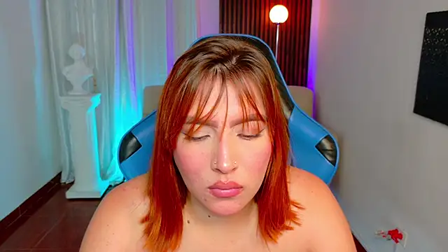 غرفة دردشة karla_hill_28 المباشرة