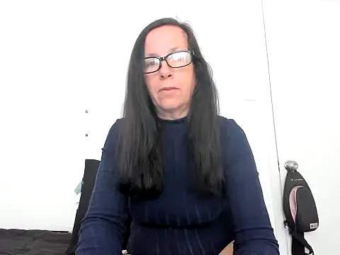 SubmissivePeachGoddess Live Chatrum