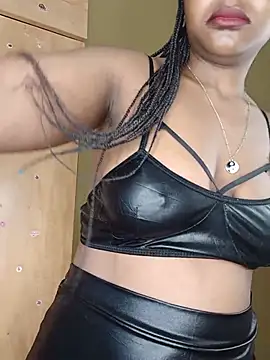 Chat soba uživo modela ShyTiny