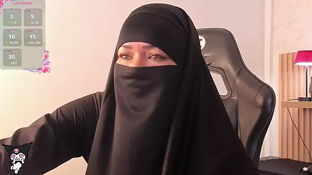 Layla_arabelle Adlı Modelin Canlı Sohbet Odası