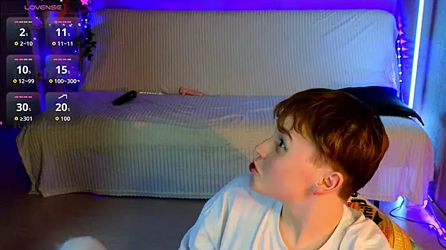 Онлайн чат two_gerls_here