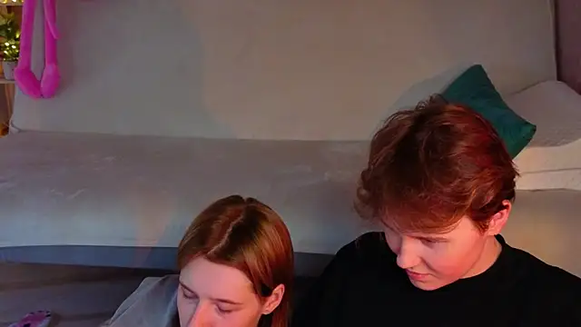 TaraEva Live chatroom