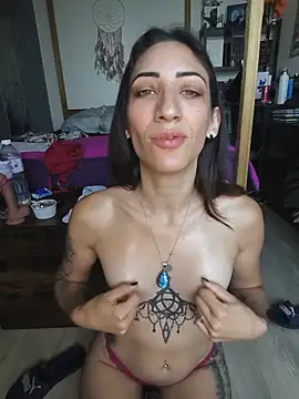 MarieDouceSoumise Live Chatraum
