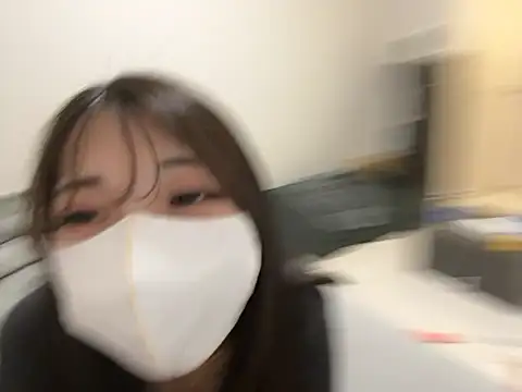 yunayuna_1231's Live Chat Room