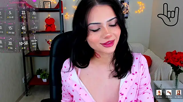 חדר צ'אט בשידור חי של Kitti__