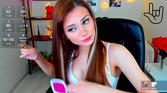 Živá chatovací místnost Kitti__